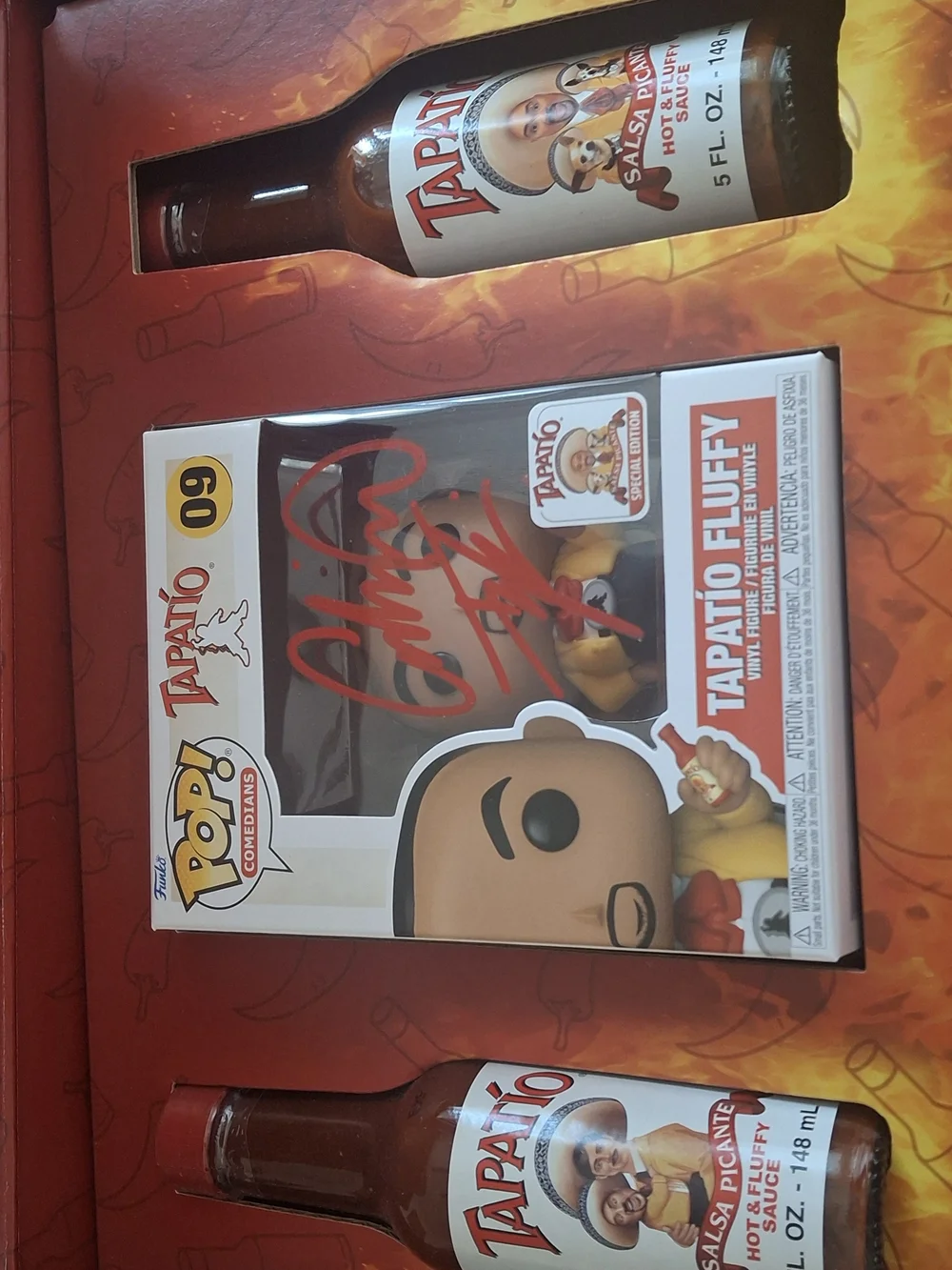 Funko POP! Tapatío Fluffy Figure with Red Signature - Picture 4 of 5